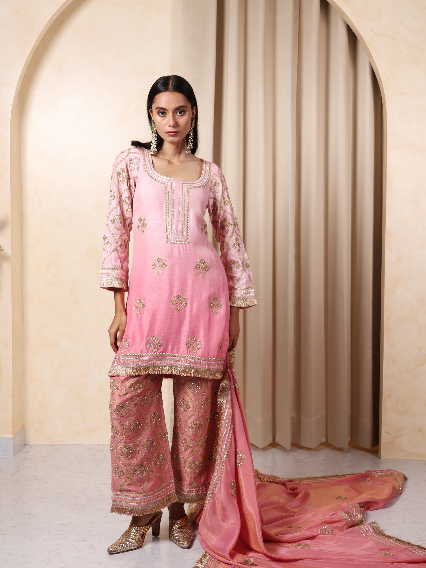 Maharani’s Crown in Pink