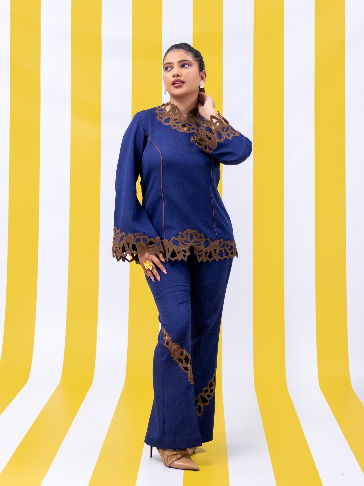 Cutwork Gala Set Midnight Blue